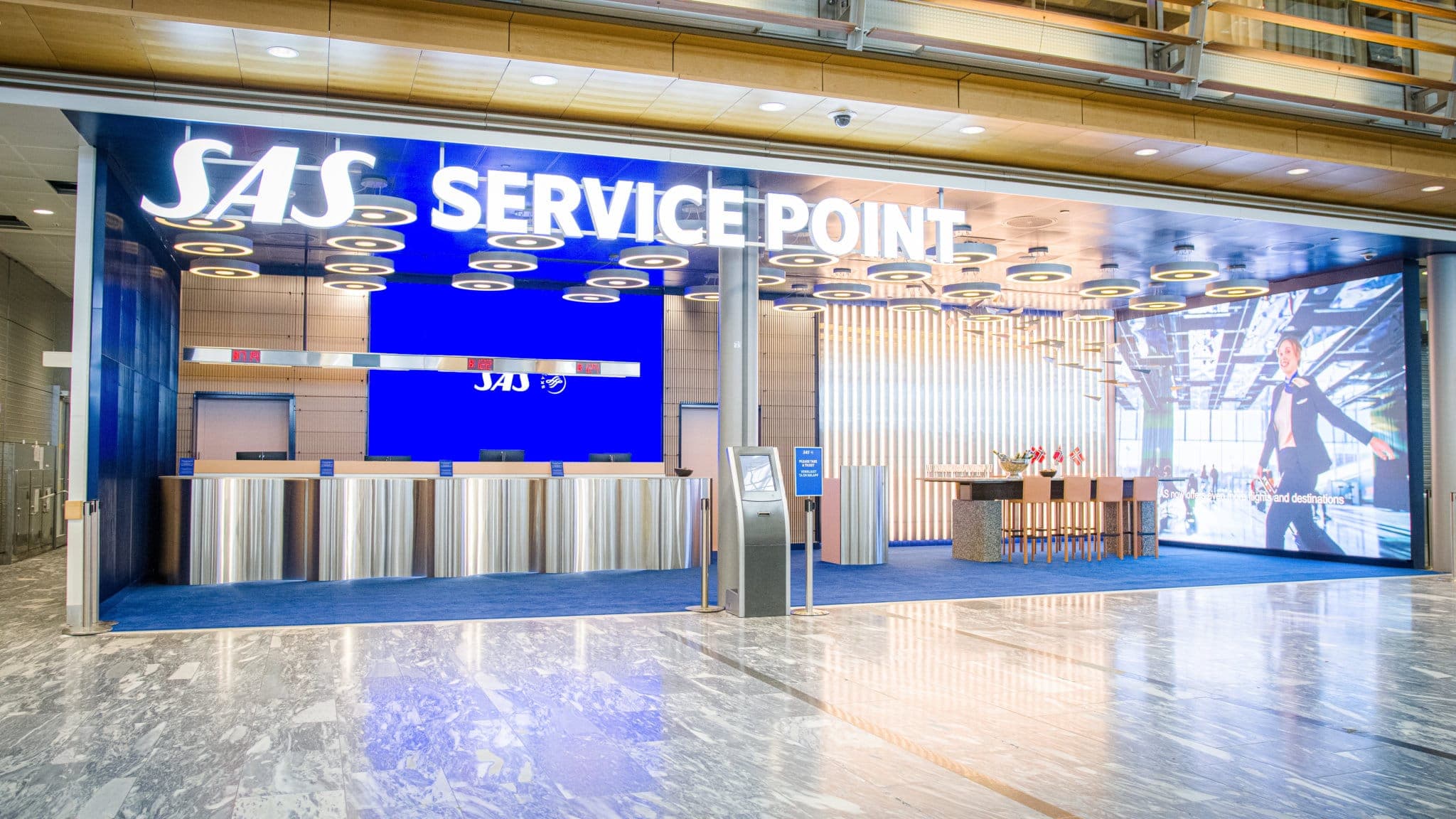 SAS — lounges and Express Check-in